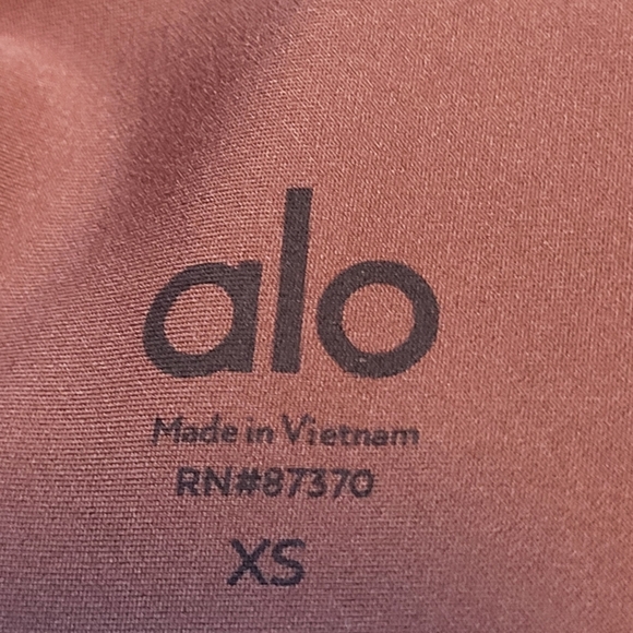 ALO Yoga Airlift High-Waist Redefine Leggings in Chestnut - Size XS - Picture 6 of 6